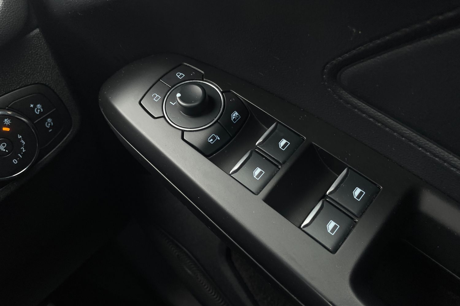 Used Ford Focus 2023 for sale - 76110238: Photo 38