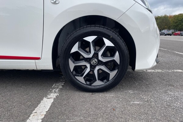 Used Toyota AYGO 2019 for sale - 76120422: Photo 16