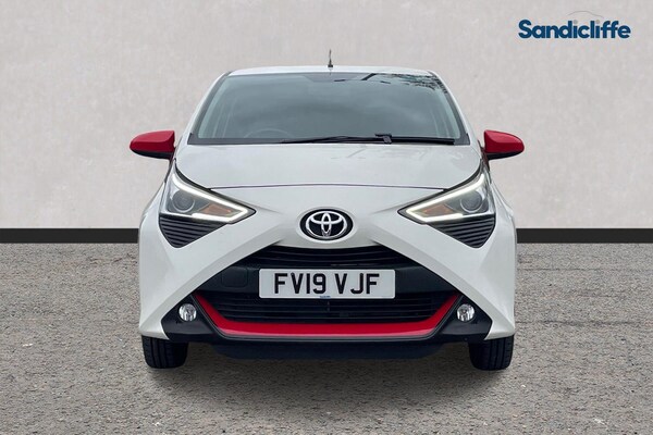 Used Toyota AYGO 2019 for sale - 76120422: Photo 2