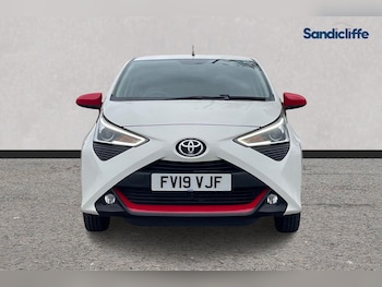 Used Toyota AYGO 2019 for sale - 76120422: Photo 2