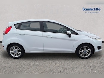 Used Ford Fiesta 2015 for sale - 78513874: Photo