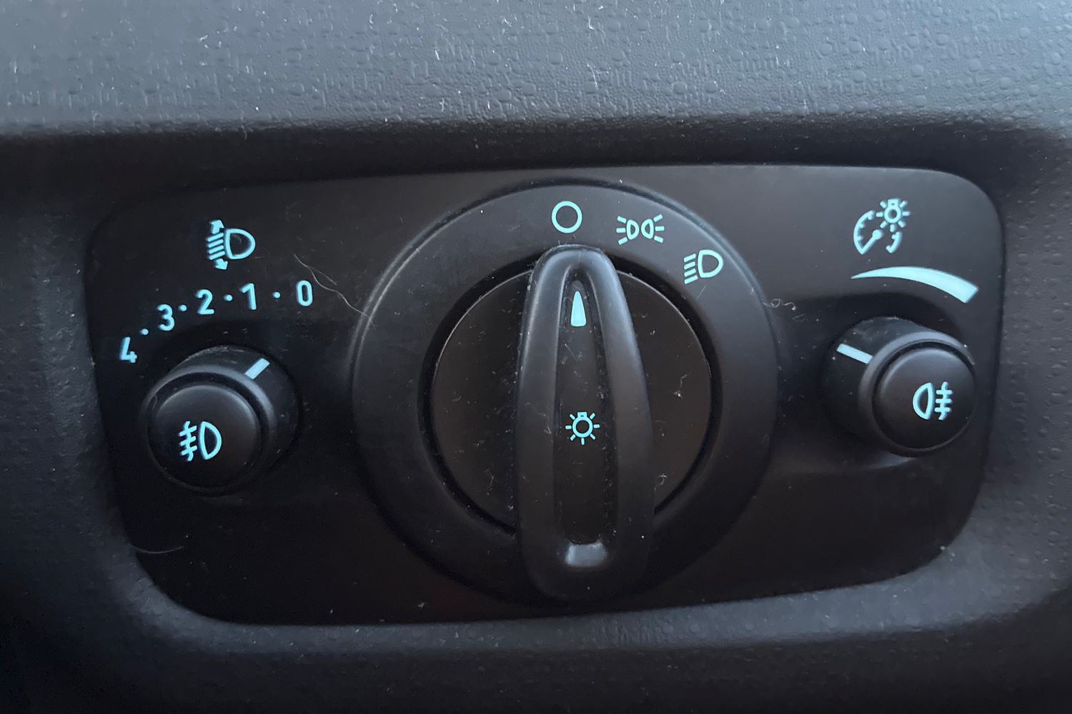 Used Ford Fiesta 2014 for sale - 76896775: Photo 32