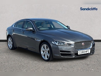 Used Jaguar XE 2018 for sale - 79439474: Photo