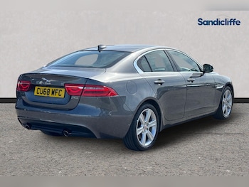 Used Jaguar XE 2018 for sale - 79439474: Photo