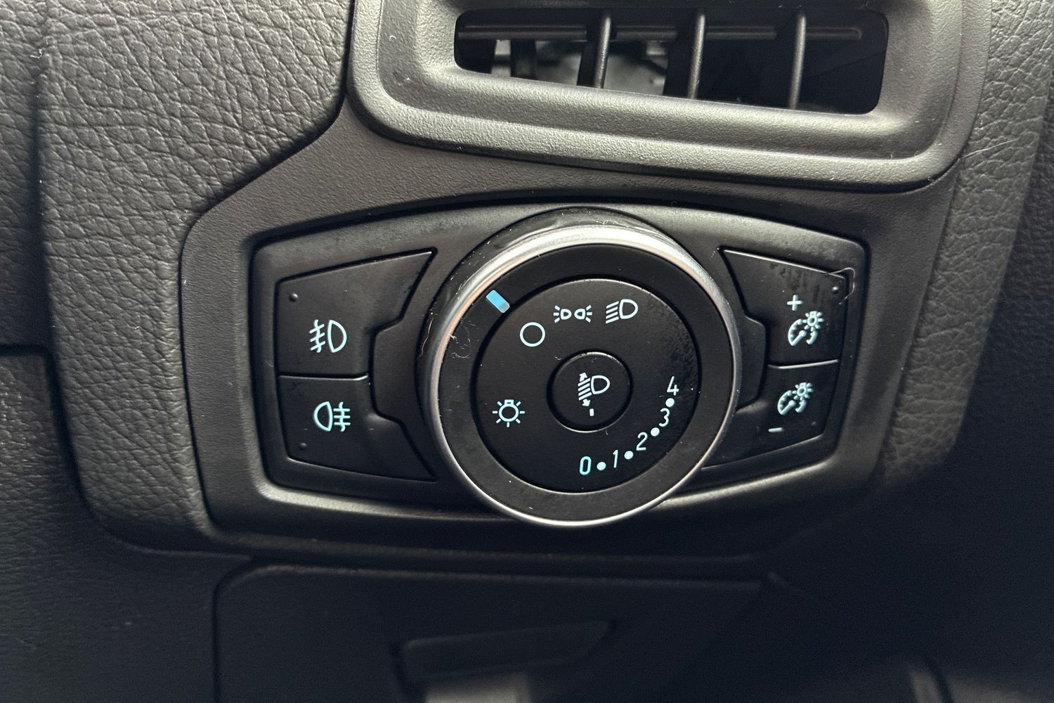 Used Ford Focus 2018 for sale - 76455106: Photo 41