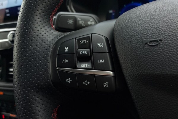 Used Ford Kuga 2022 for sale - 75599087: Photo 44
