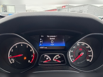 Used Ford Focus 2017 for sale - 77548141: Photo