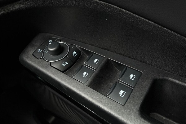 Used Ford Puma 2024 for sale - 76212139: Photo 40
