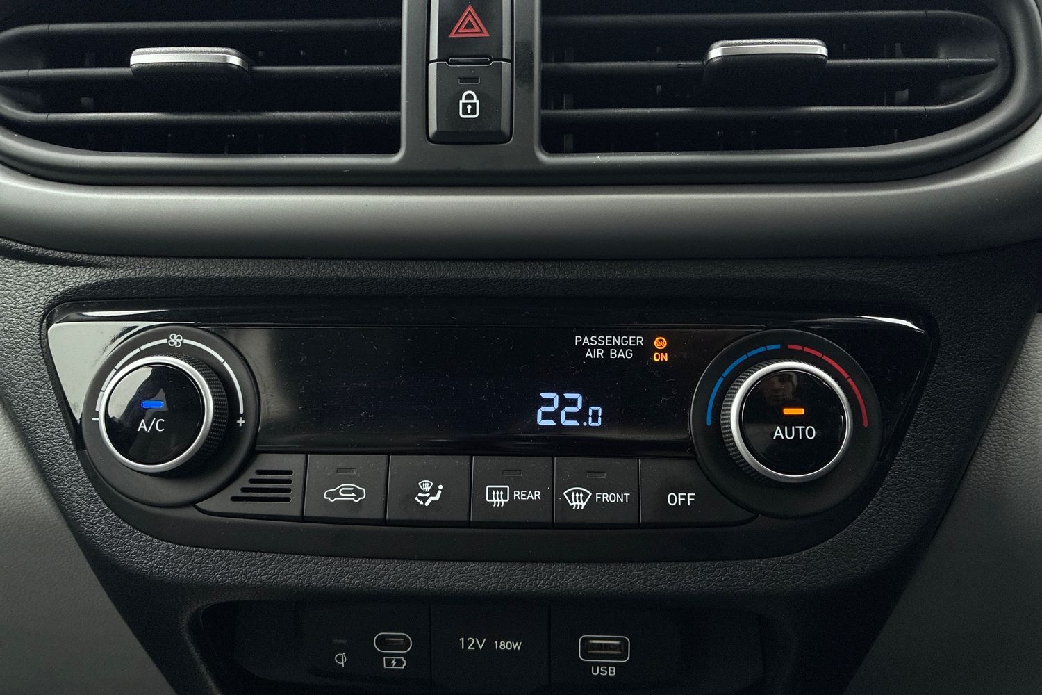 Used Hyundai i10 2024 for sale - 77438055: Photo 49