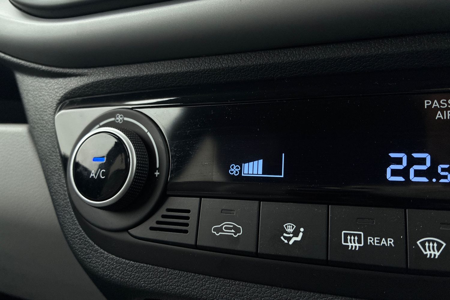 Used Hyundai i10 2024 for sale - 77438055: Photo 50