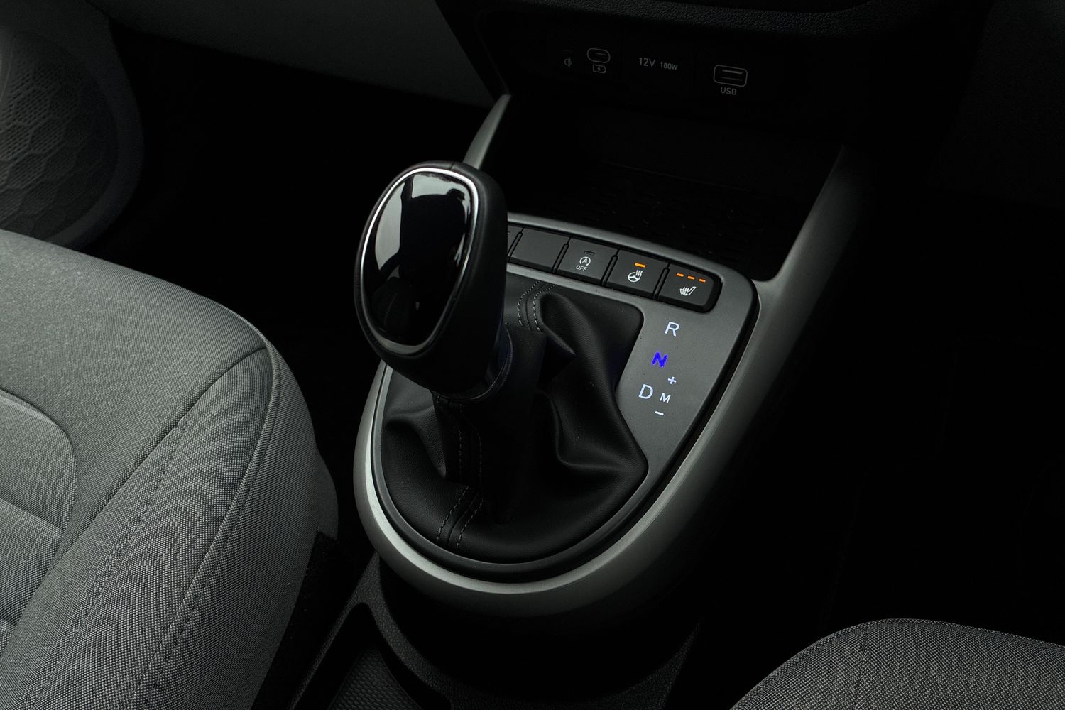 Used Hyundai i10 2024 for sale - 77438055: Photo 52