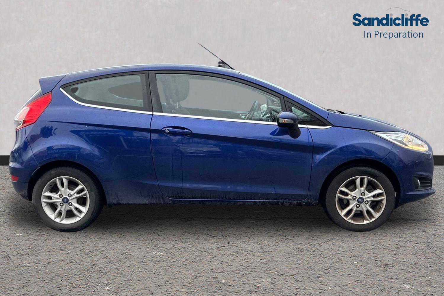 Used Ford Fiesta 2017 for sale - 76946659: Photo 2