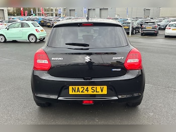 Used Suzuki Swift 2024 for sale - 76536531: Photo