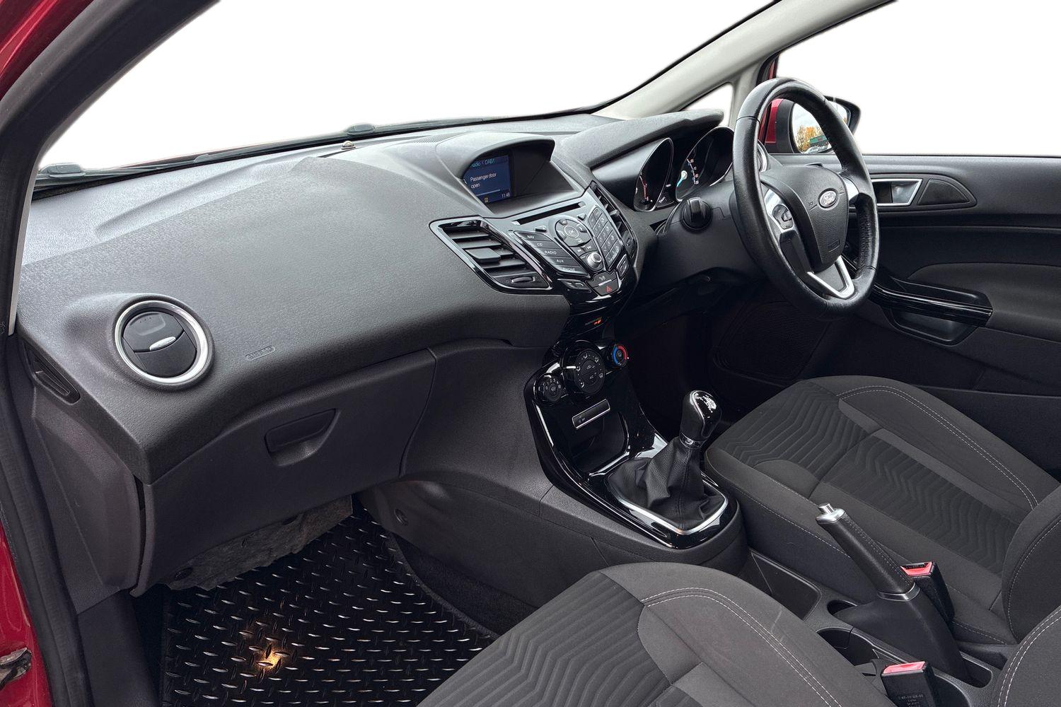 Used Ford Fiesta 2017 for sale - 76383054: Photo 13