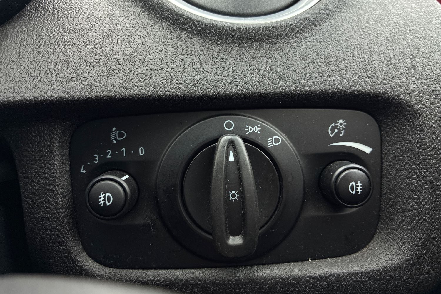 Used Ford Fiesta 2017 for sale - 76383054: Photo 38