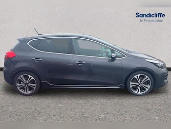 Used Kia Ceed 2017 for sale - 77749587: Photo