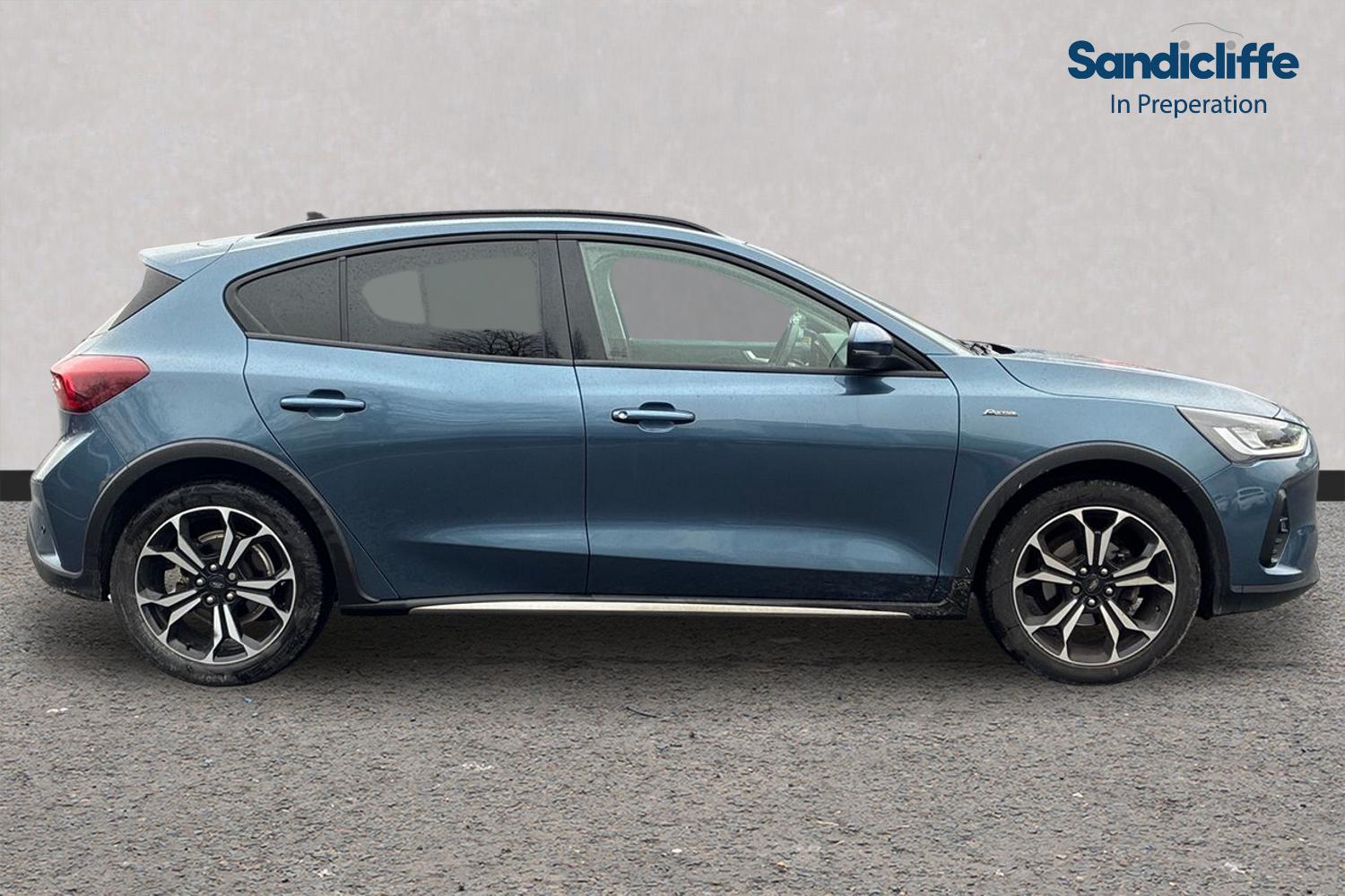 Used Ford Focus 2023 for sale - 76740996: Photo 2