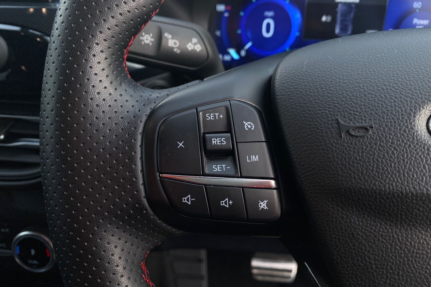 Used Ford Kuga 2023 for sale - 77668410: Photo 35