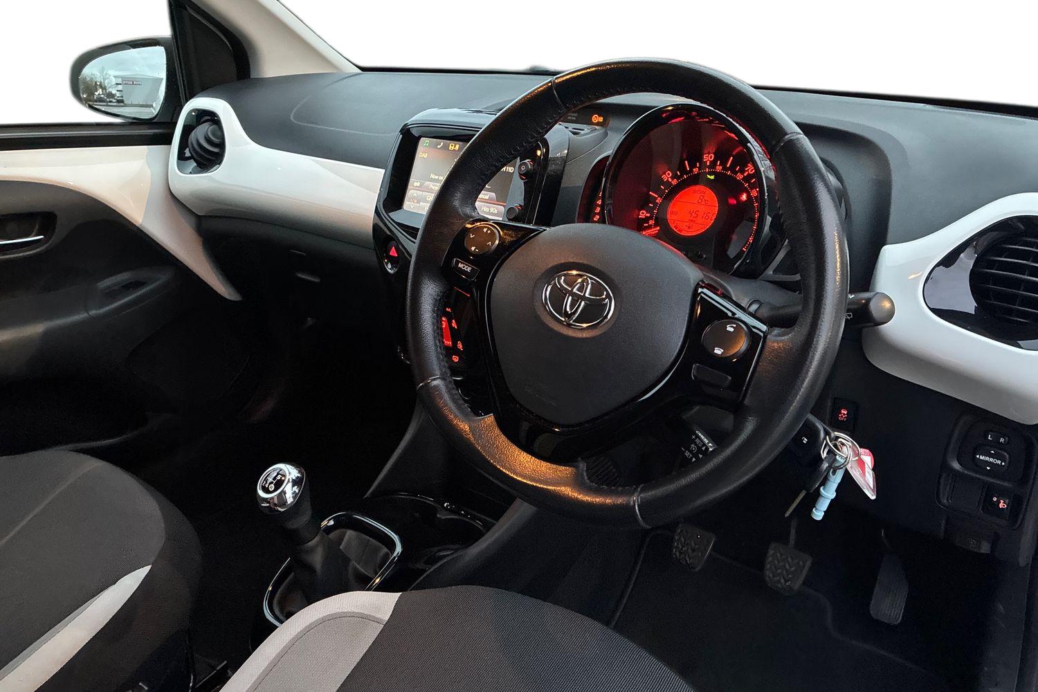 Used Toyota AYGO 2018 for sale - 77094450: Photo 10