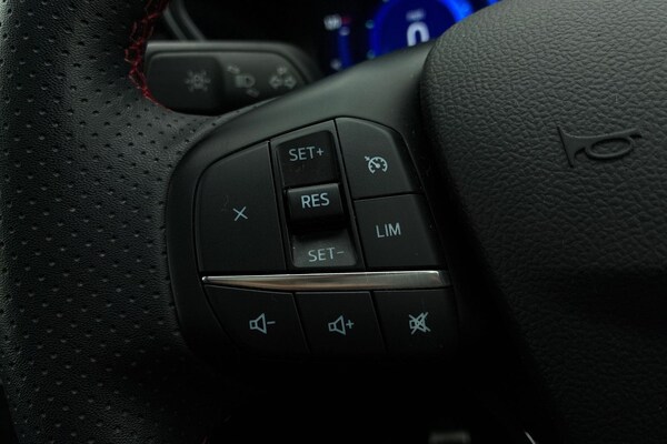 Used Ford Kuga 2018 for sale - 76073661: Photo 42