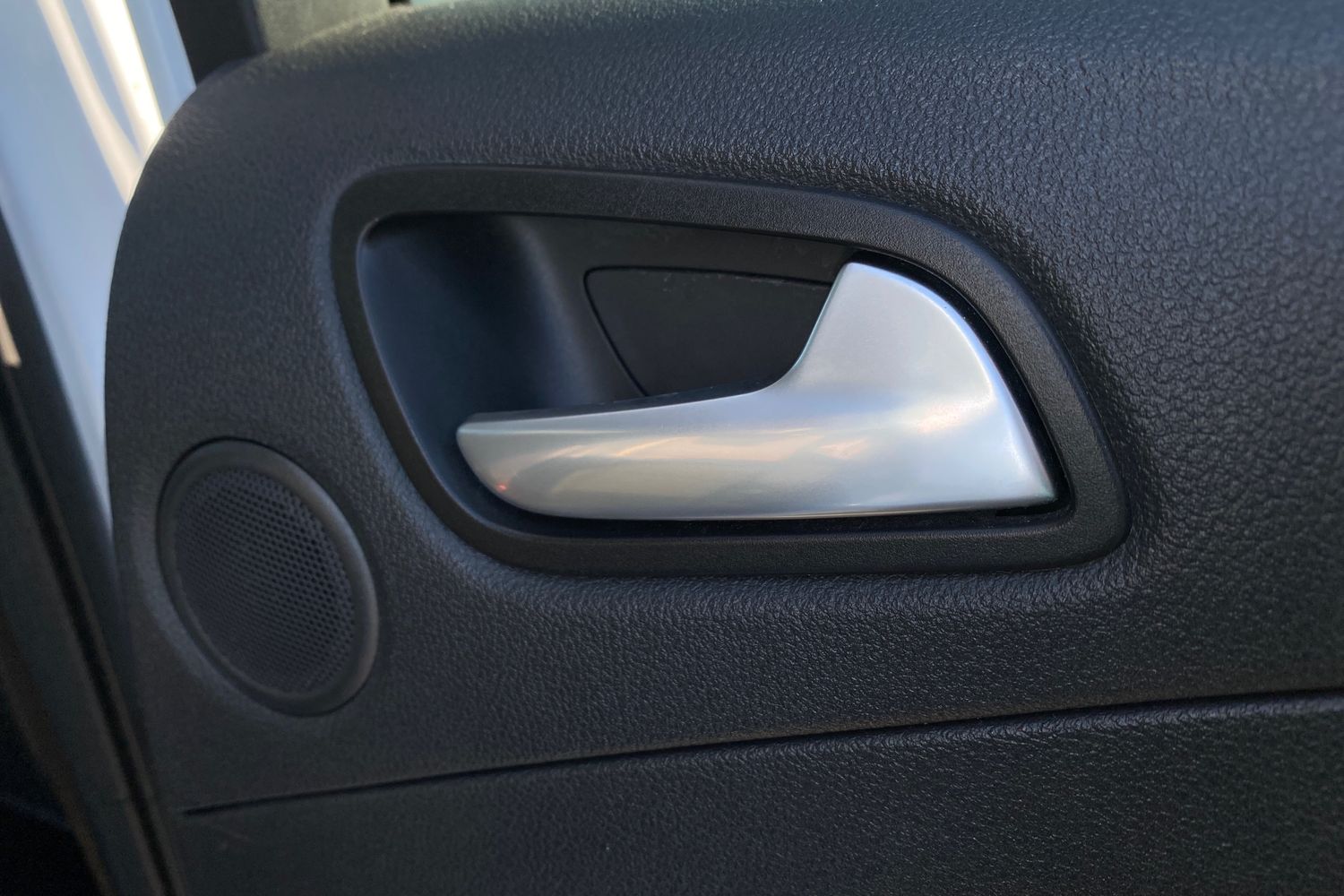 Used Ford Kuga 2015 for sale - 77921100: Photo 25