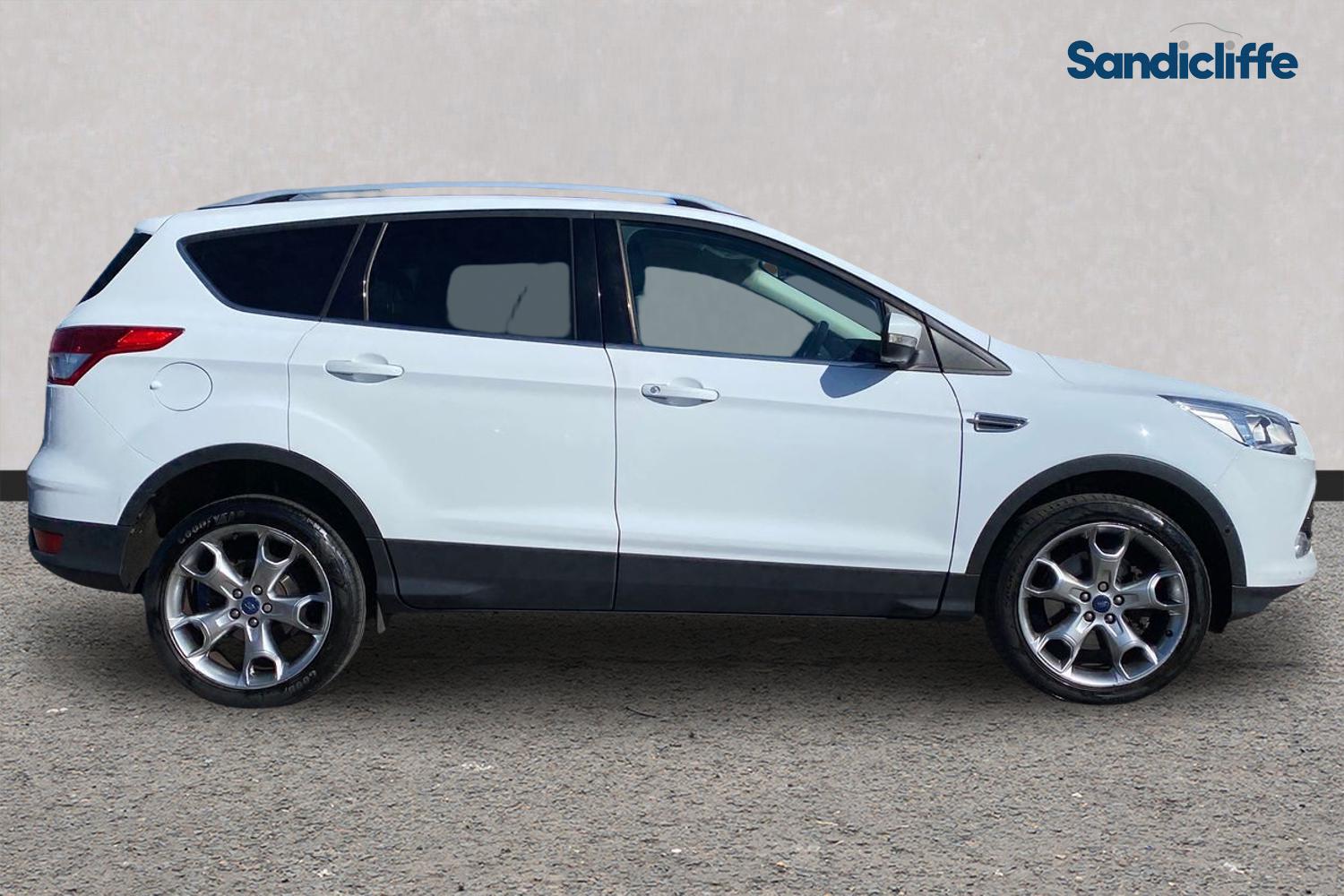 Used Ford Kuga 2015 for sale - 77921100: Photo 3