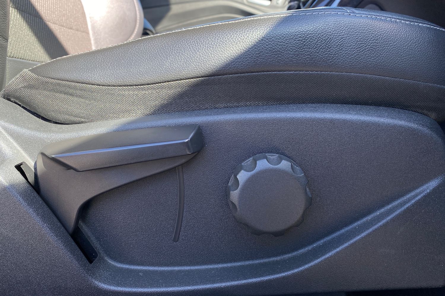 Used Ford Kuga 2015 for sale - 78054199: Photo 28