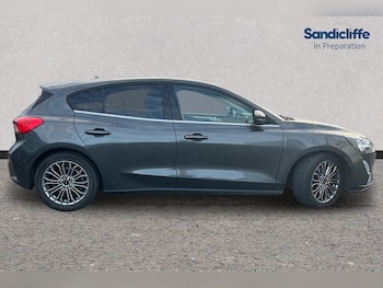 Used Ford Focus 2022 for sale - 78045384: Photo