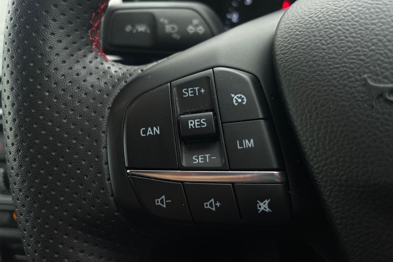 Used Ford Focus 2023 for sale - 75948350: Photo 35