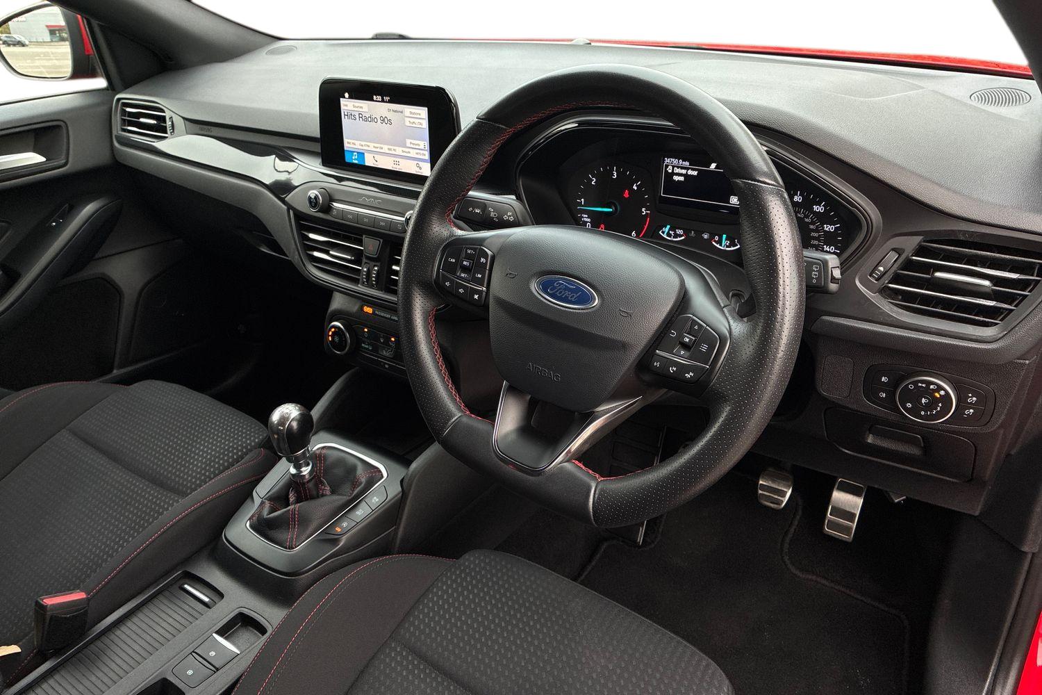 Used Ford Focus 2019 for sale - 76426105: Photo 10