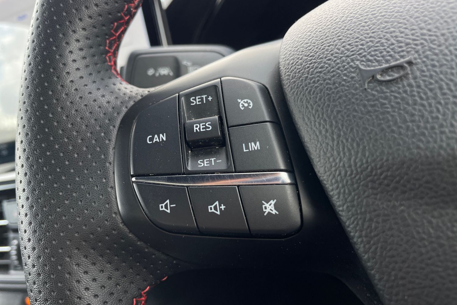 Used Ford Focus 2023 for sale - 75701121: Photo 37