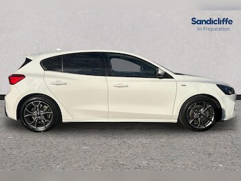 Used Ford Focus 2019 for sale - 79563435: Photo