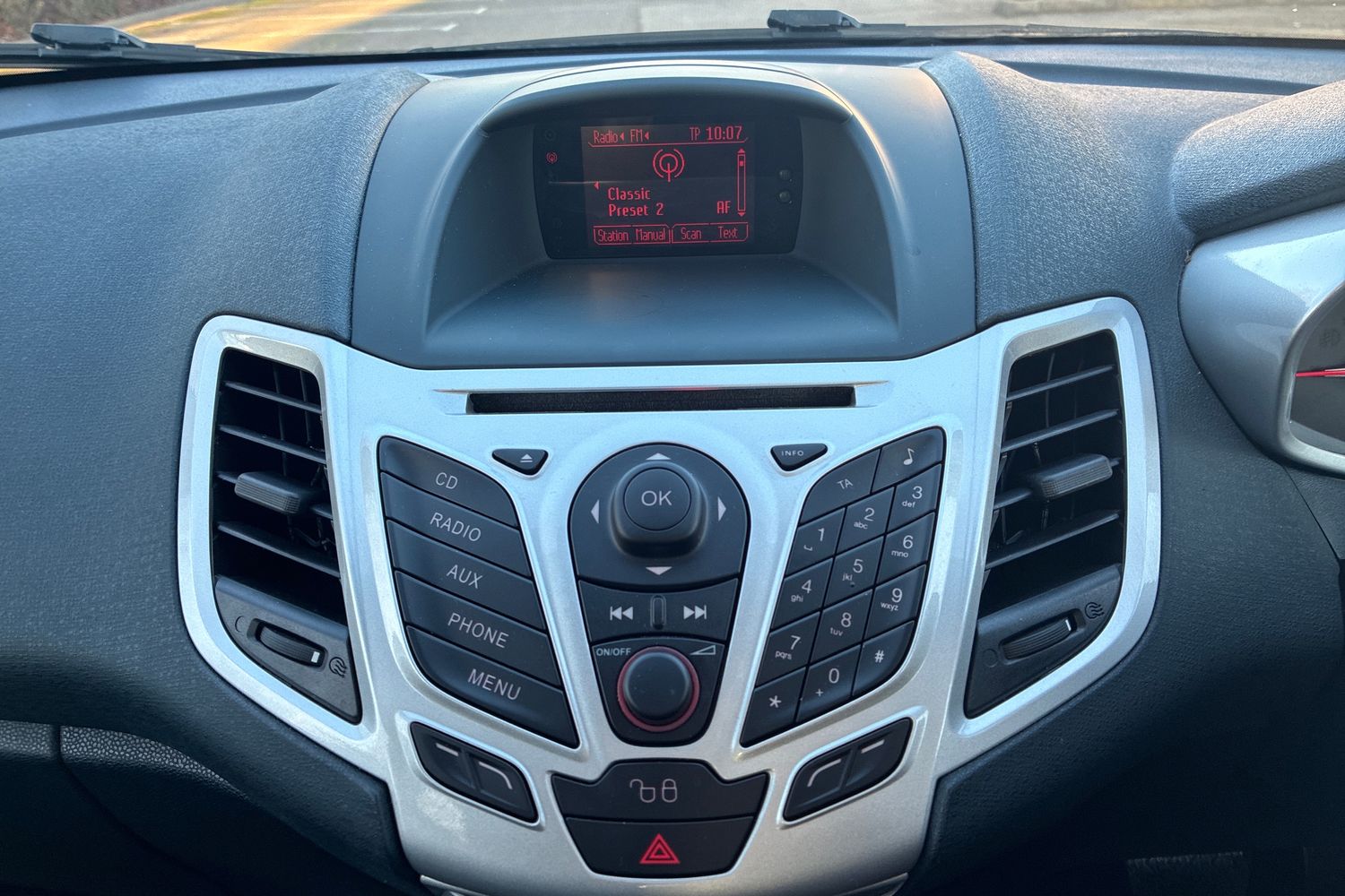 Used Ford Fiesta 2012 for sale - 77264248: Photo 37