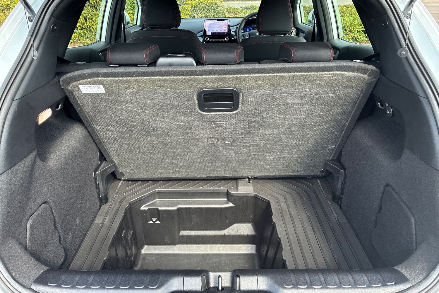 Vehicle 28