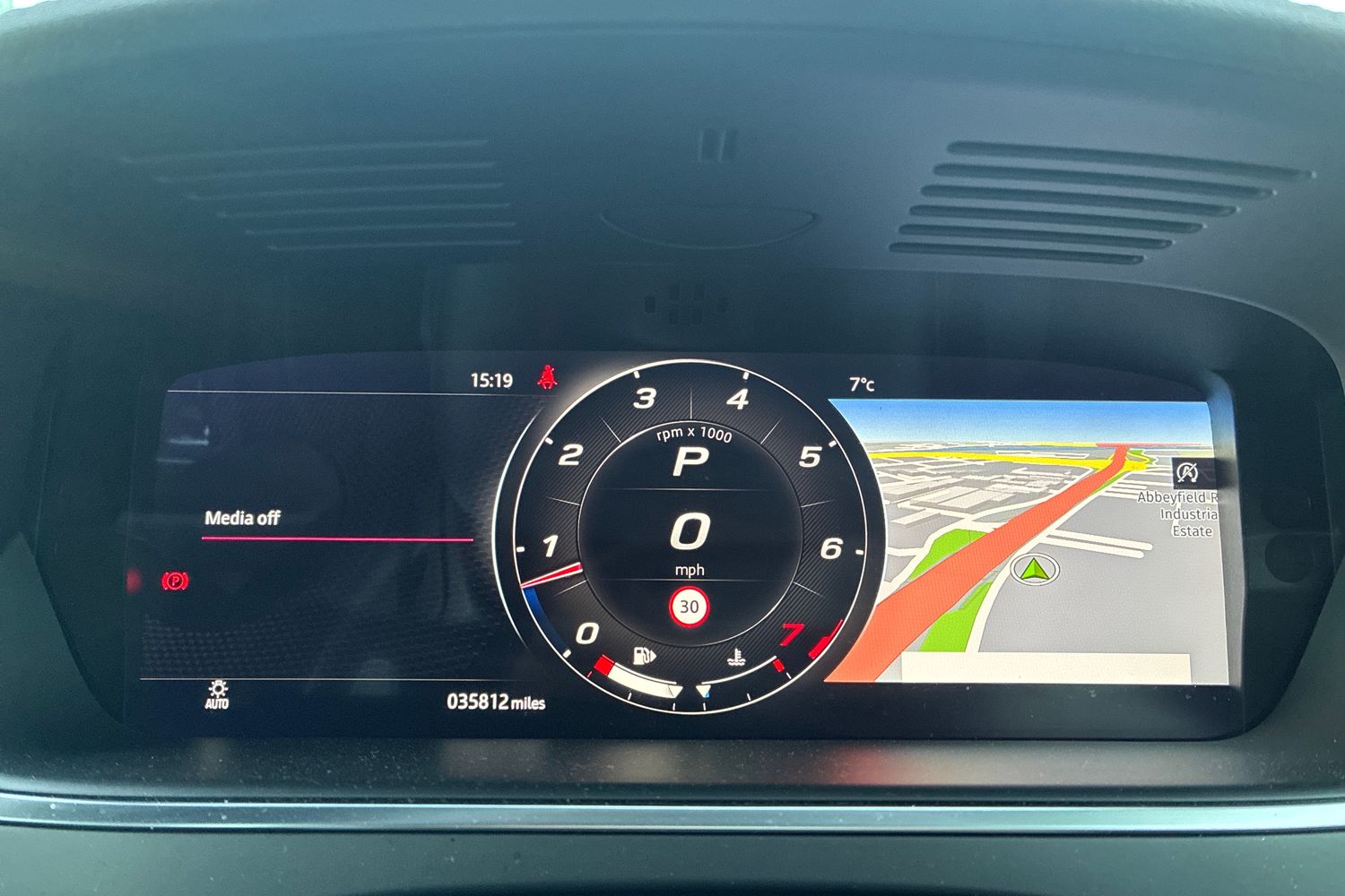 Used Jaguar F-Type 2020 for sale - 76687043: Photo 3