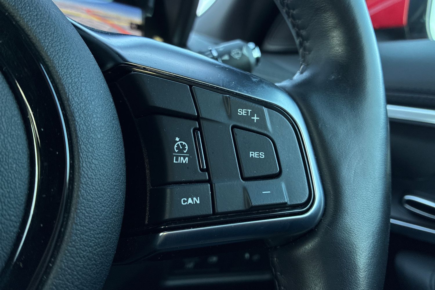 Used Jaguar F-Type 2020 for sale - 76687043: Photo 40