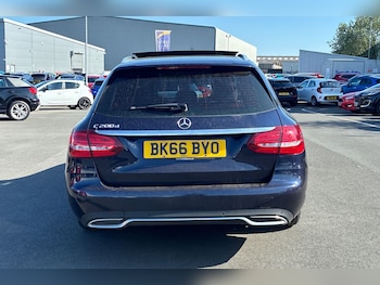 Used Mercedes-Benz C Class 2016 for sale - 78390896: Photo