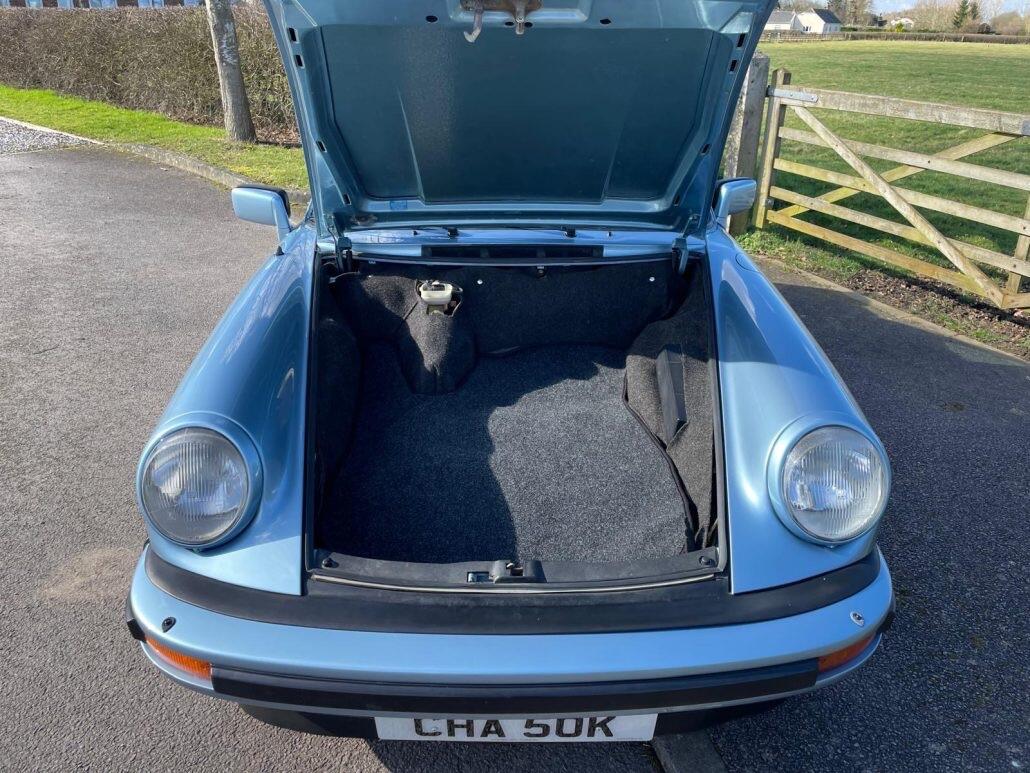 Used Porsche 911 for sale - 77893050: Photo 19