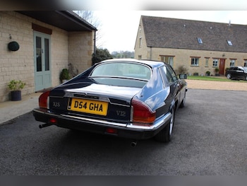 Used Jaguar XJS 1987 for sale - 77695942: Photo