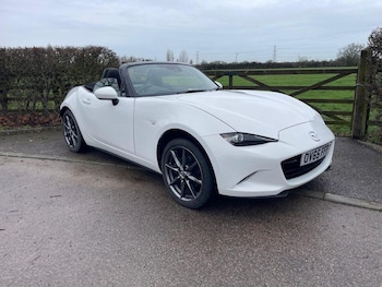 2015 (65) - 2.0 Sport Nav 2dr