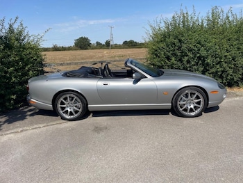 Used Jaguar XKR 2005 for sale - 79542862: Photo