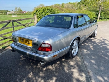 Used Jaguar XJ 1998 for sale - 77519986: Photo