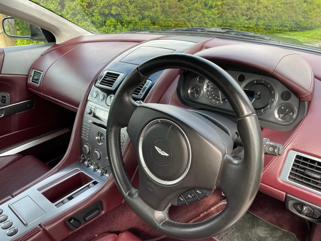 Used Aston Martin DB9 2005 for sale - 77997405: Photo 10