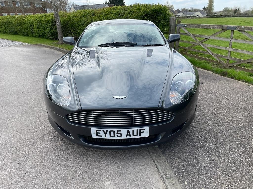 Used Aston Martin DB9 2005 for sale - 77997405: Photo 2