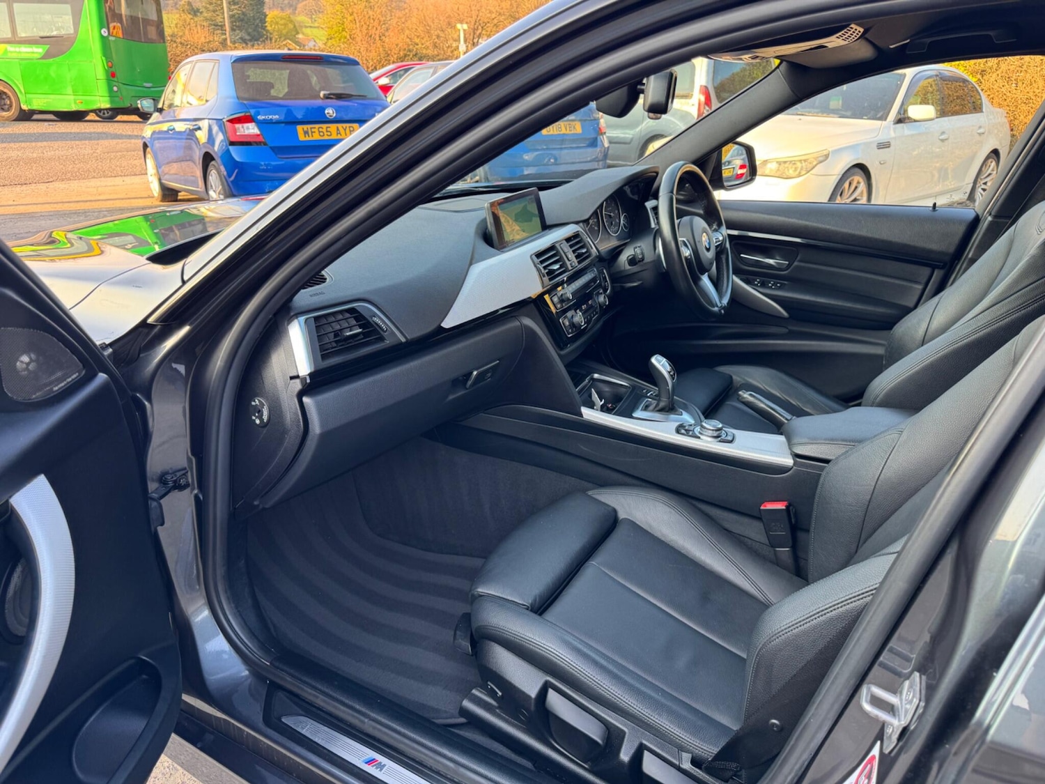 Used BMW 3 Series 2017 for sale - 78086143: Photo 40