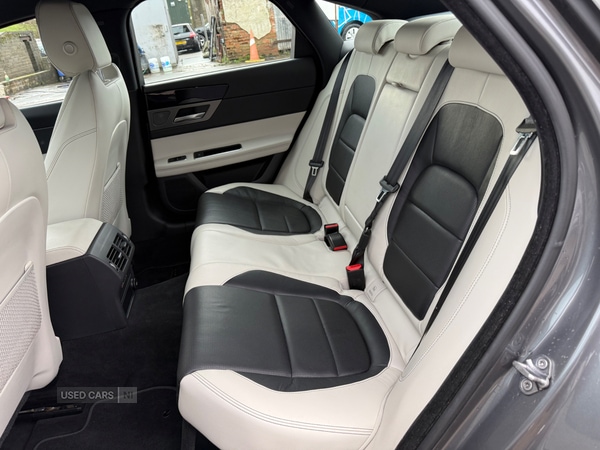 Used Jaguar XF 2017 for sale - 76825667: Photo 23