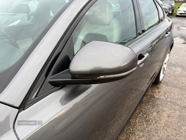 Used Jaguar XF 2017 for sale - 76825667: Photo 4