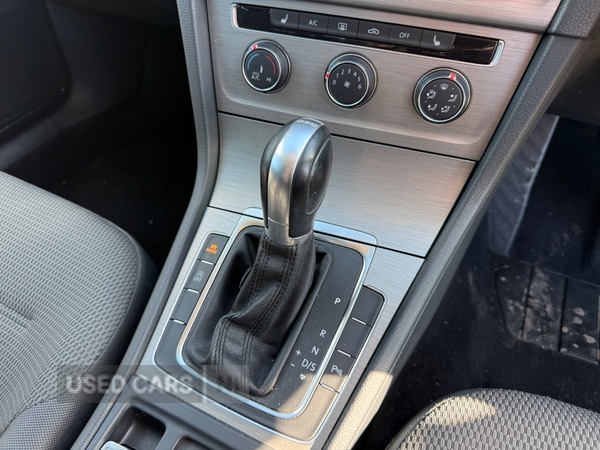 Used Volkswagen Golf 2017 for sale - 77893437: Photo 10