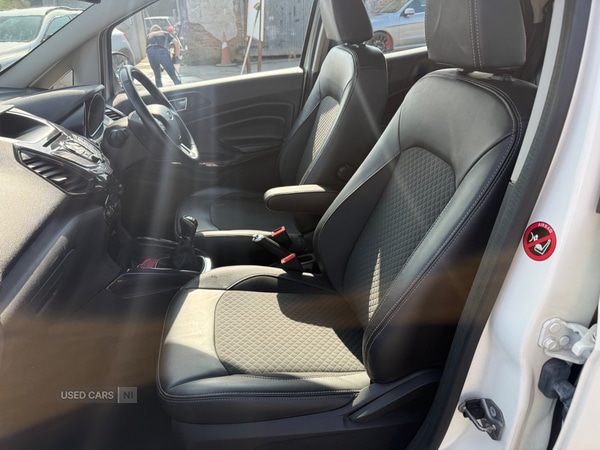 Used Ford Ecosport 2017 for sale - 77978644: Photo 20