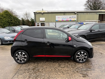 Used Toyota AYGO 2019 for sale - 76593128: Photo